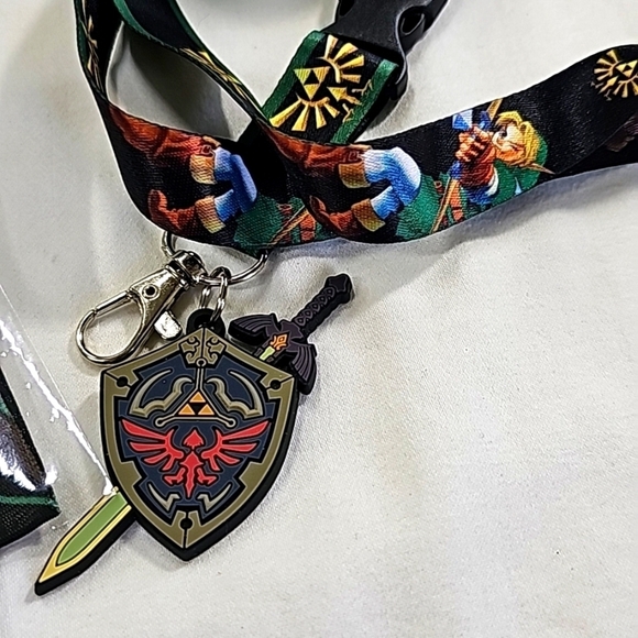 Zelda gamers gift pack, tote, lanyard, arm sleeves, wood plaque - Picture 15 of 16